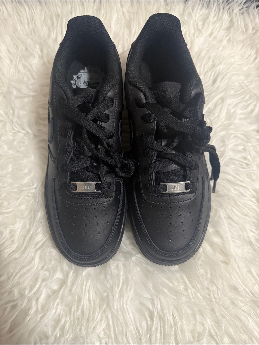 Kids Black Nike Air Force 1 LE
